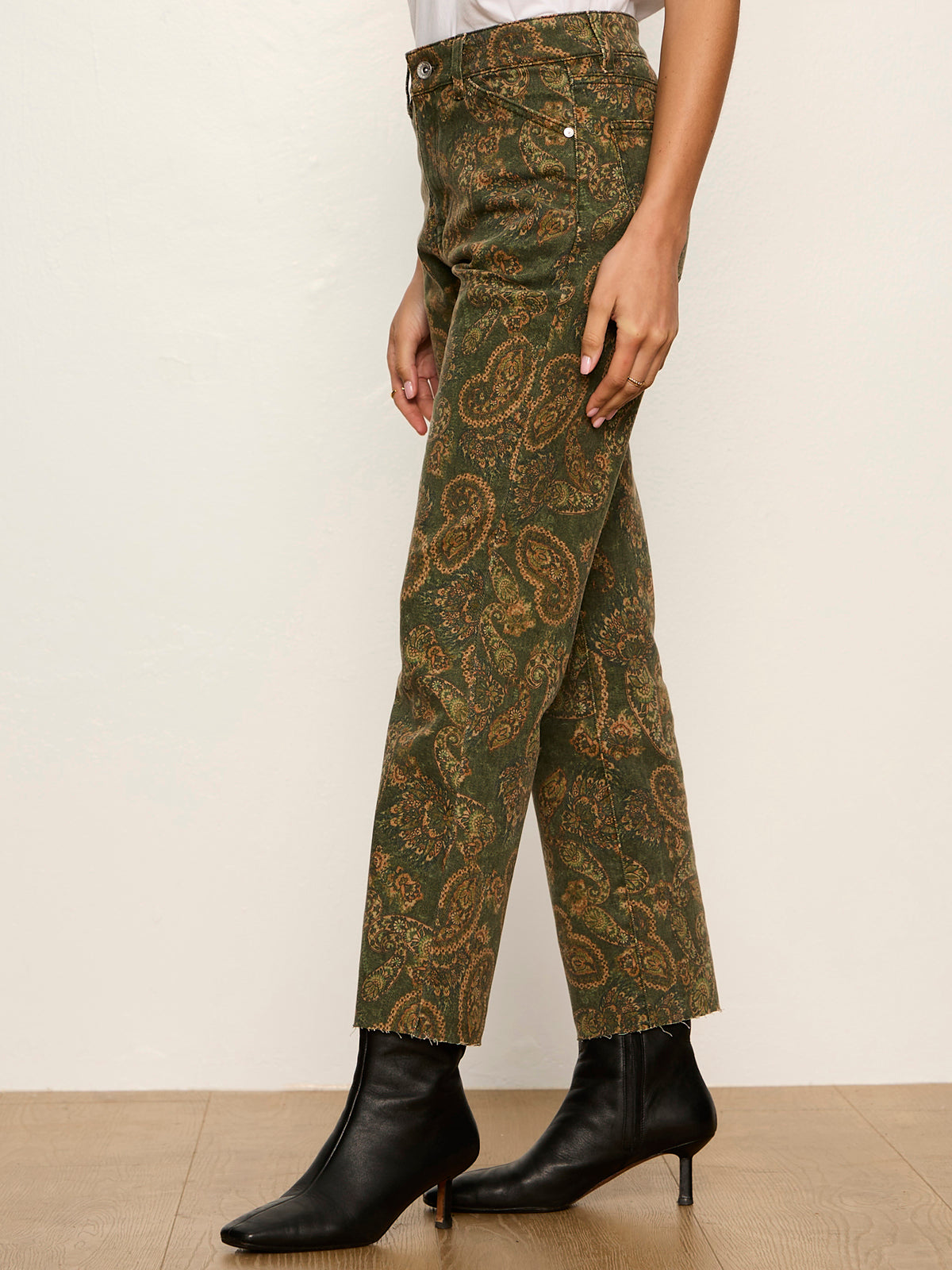 Cadence 90'S Straight Crop Jean Washed Decoratif | Sanctuary Clothing