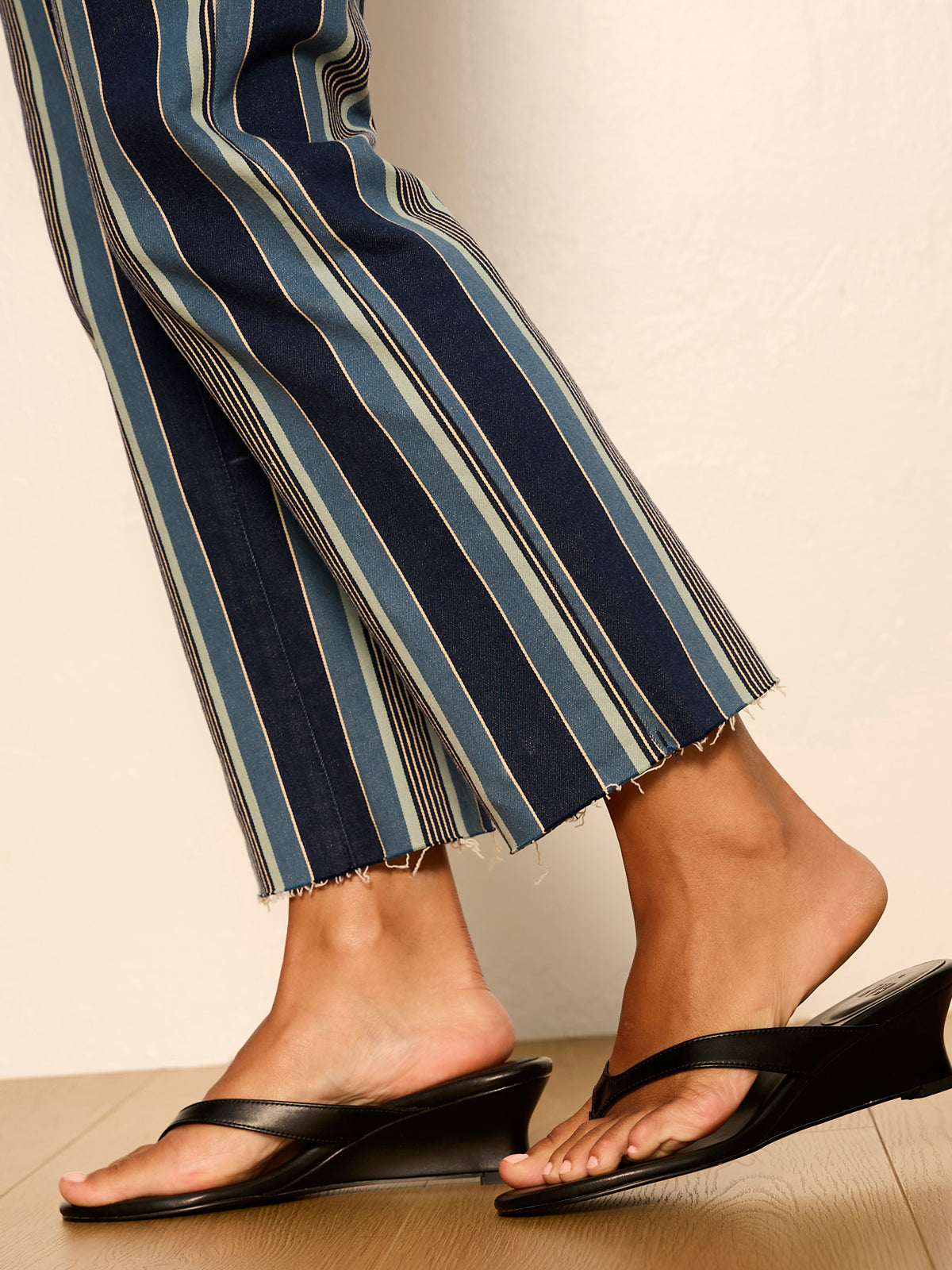 CELESTE 90'S STRAIGHT CROP PIER STRIPE | Sanctuary Clothing