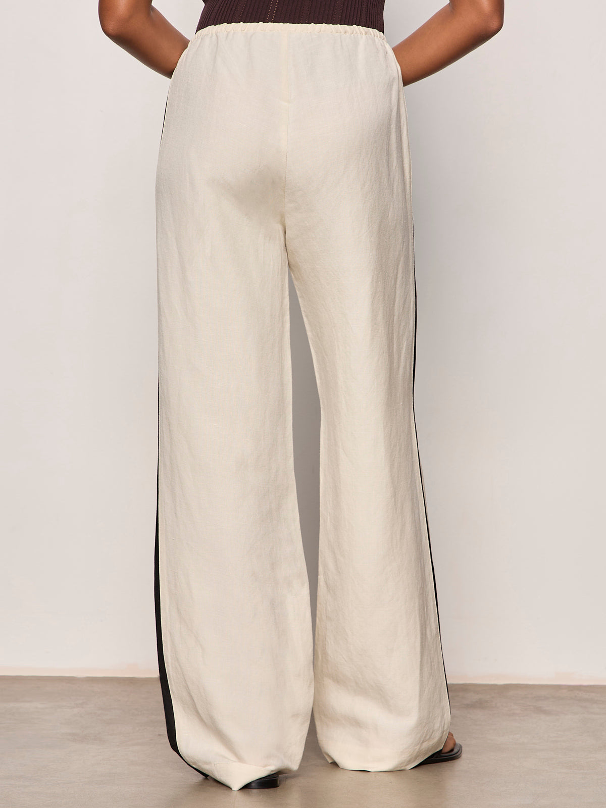 CASUAL TRACK PANT SUMMER SAND / BLACK | Sanctuary Clothing