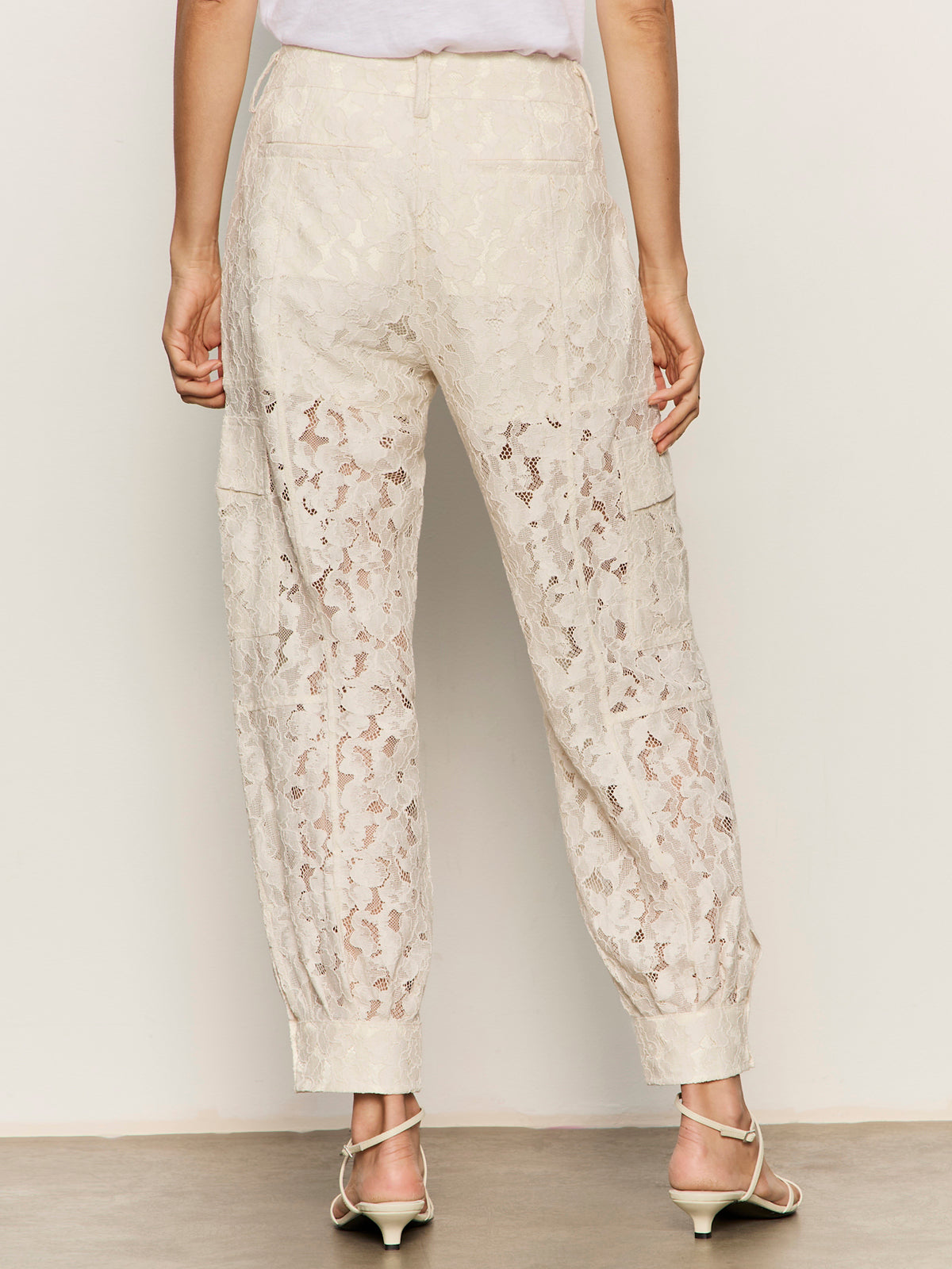 SOFT VOLUME LACE PANT COLLAGEN | Sanctuary Clothing