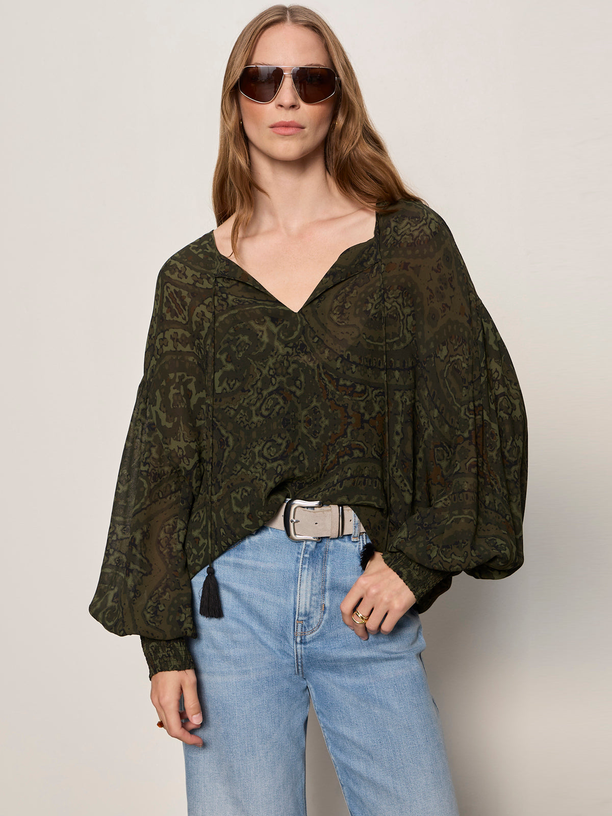 THE MOMENT VOLUME BLOUSE MIDNIGHT MOSS | Sanctuary Clothing