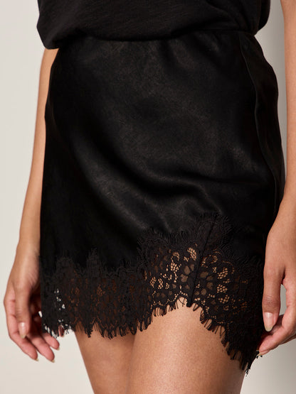 EVERYDAY SATIN LACE MINI SKIRT BLACK | Sanctuary Clothing
