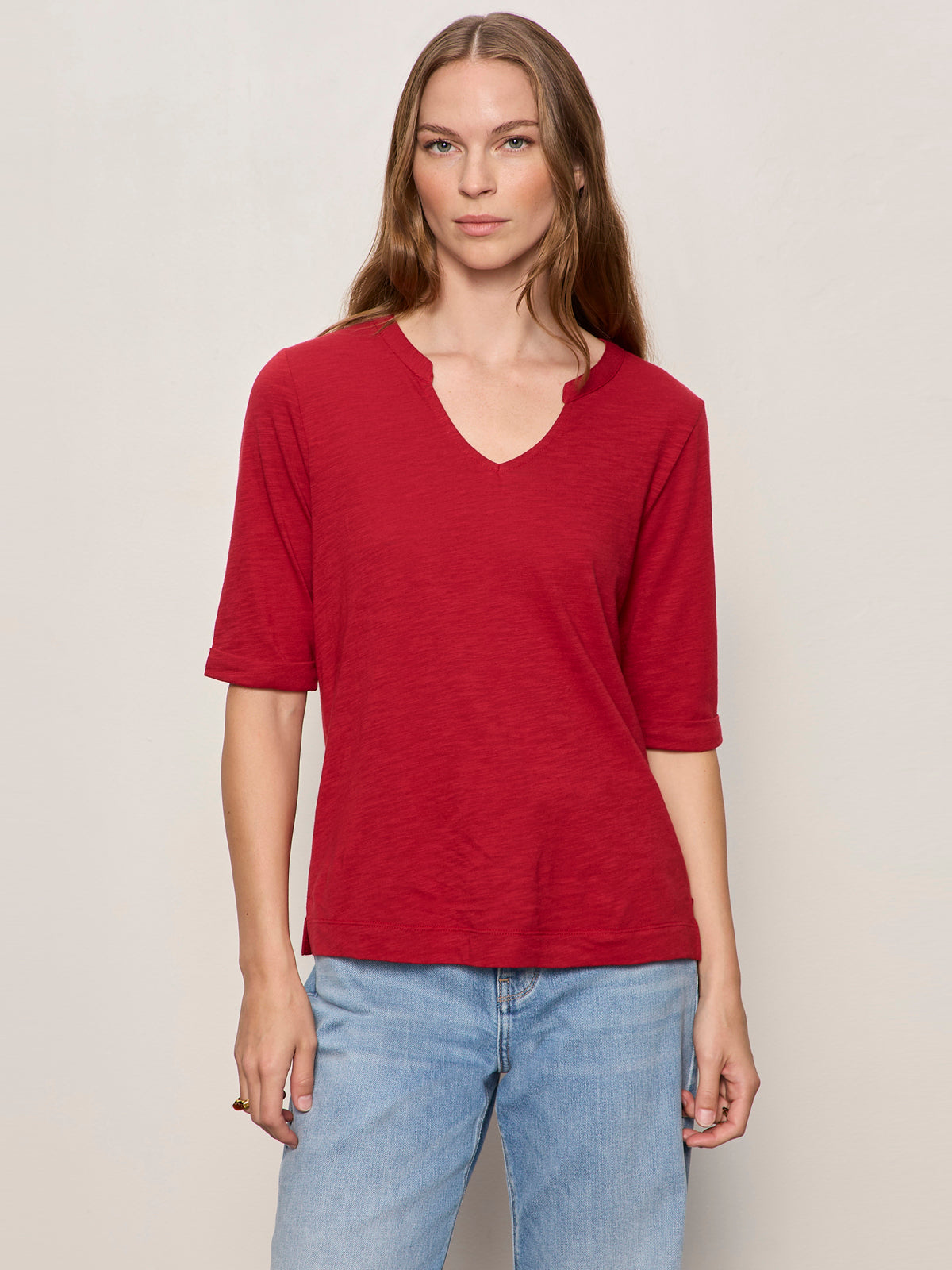 DOLCE NOTCH NECK TEE RED BERRY | Sanctuary Clothing