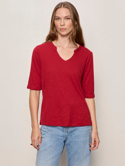 DOLCE NOTCH NECK TEE RED BERRY | Sanctuary Clothing