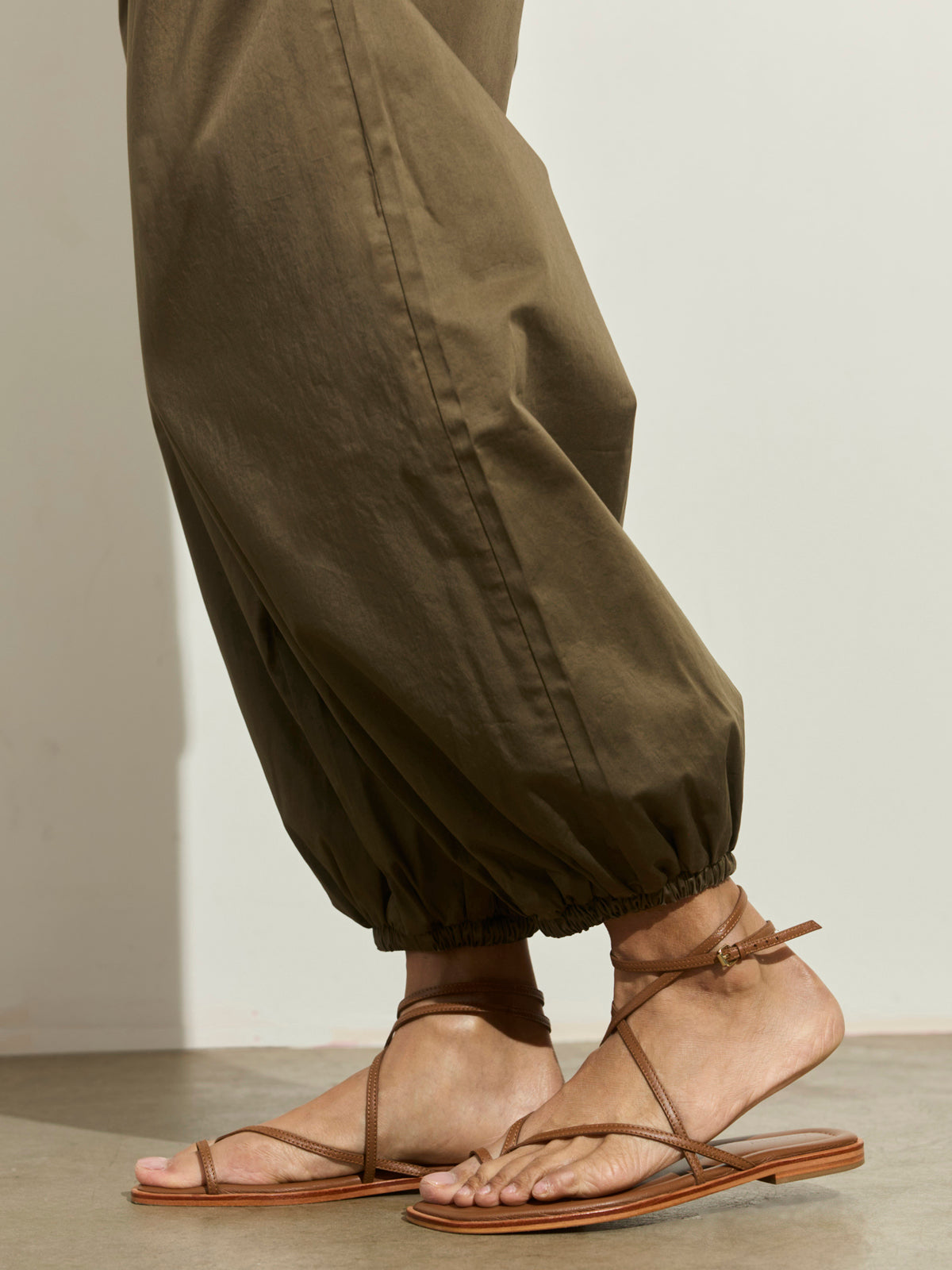 Float On Balloon Pant Timber | Sanctuary Clothing