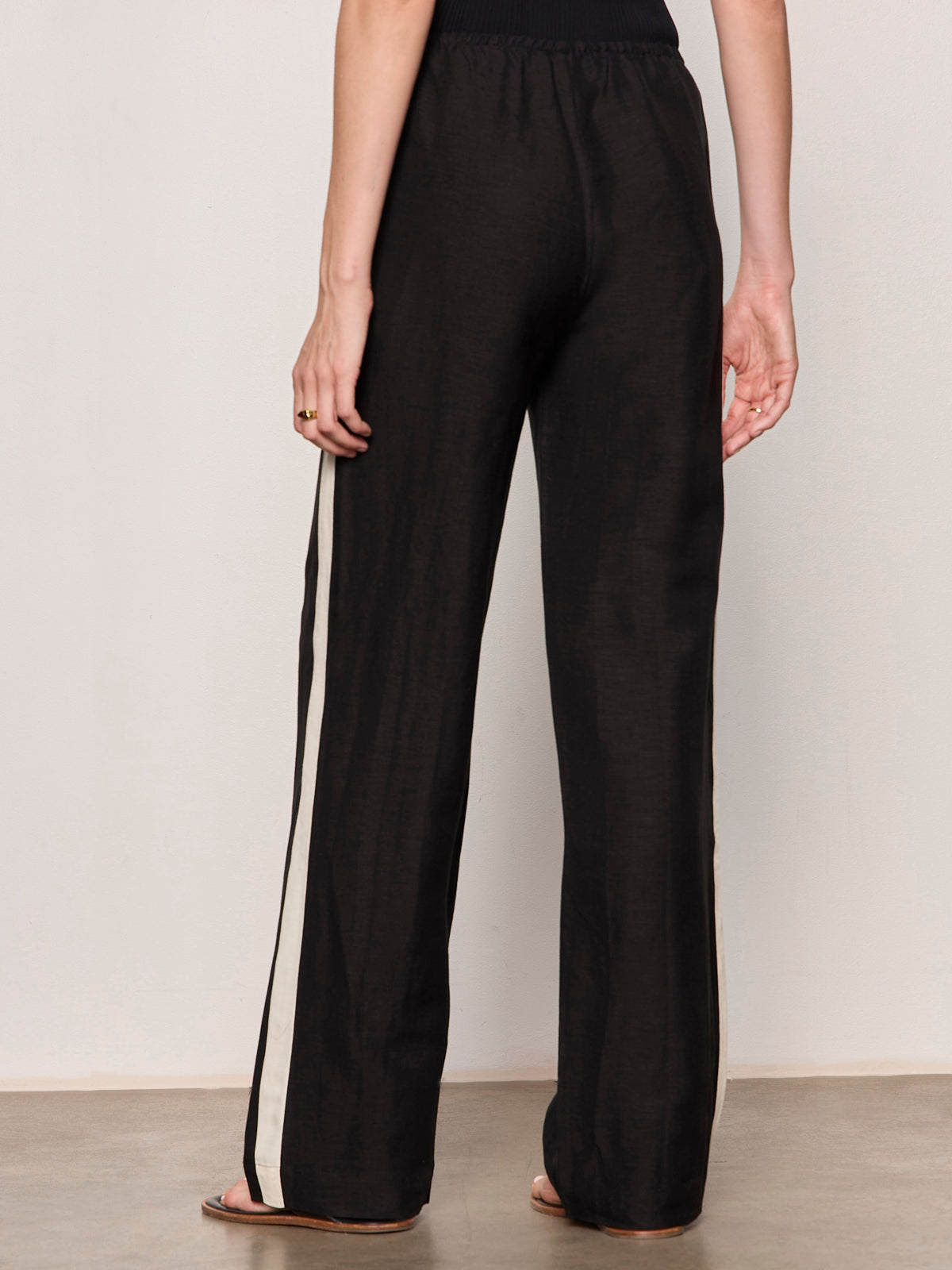 CASUAL TRACK PANT BLACK / SUMMER SAND | Sanctuary Clothing