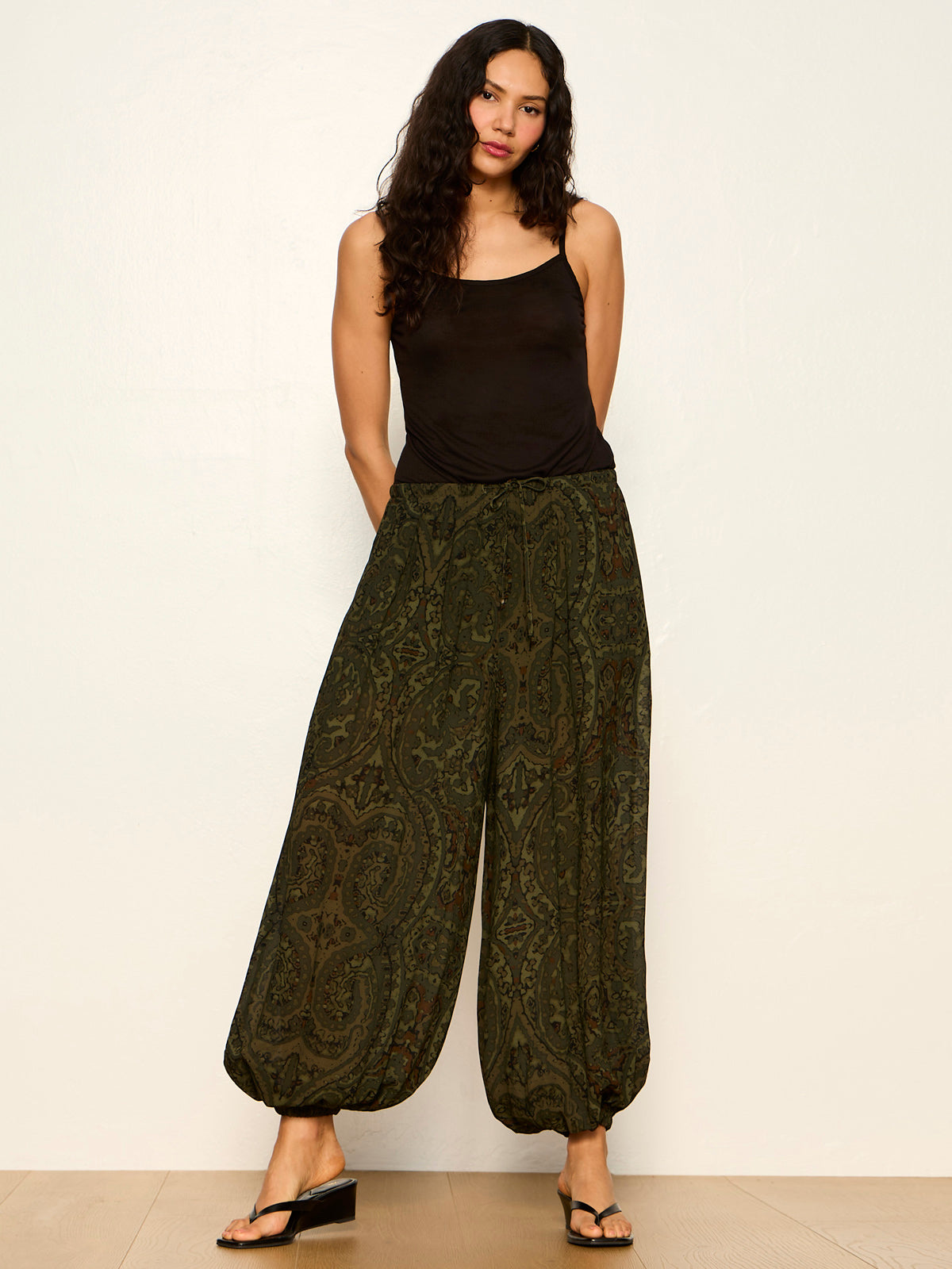 THE MOMENT VOLUME PANT MIDNIGHT MOSS | Sanctuary Clothing
