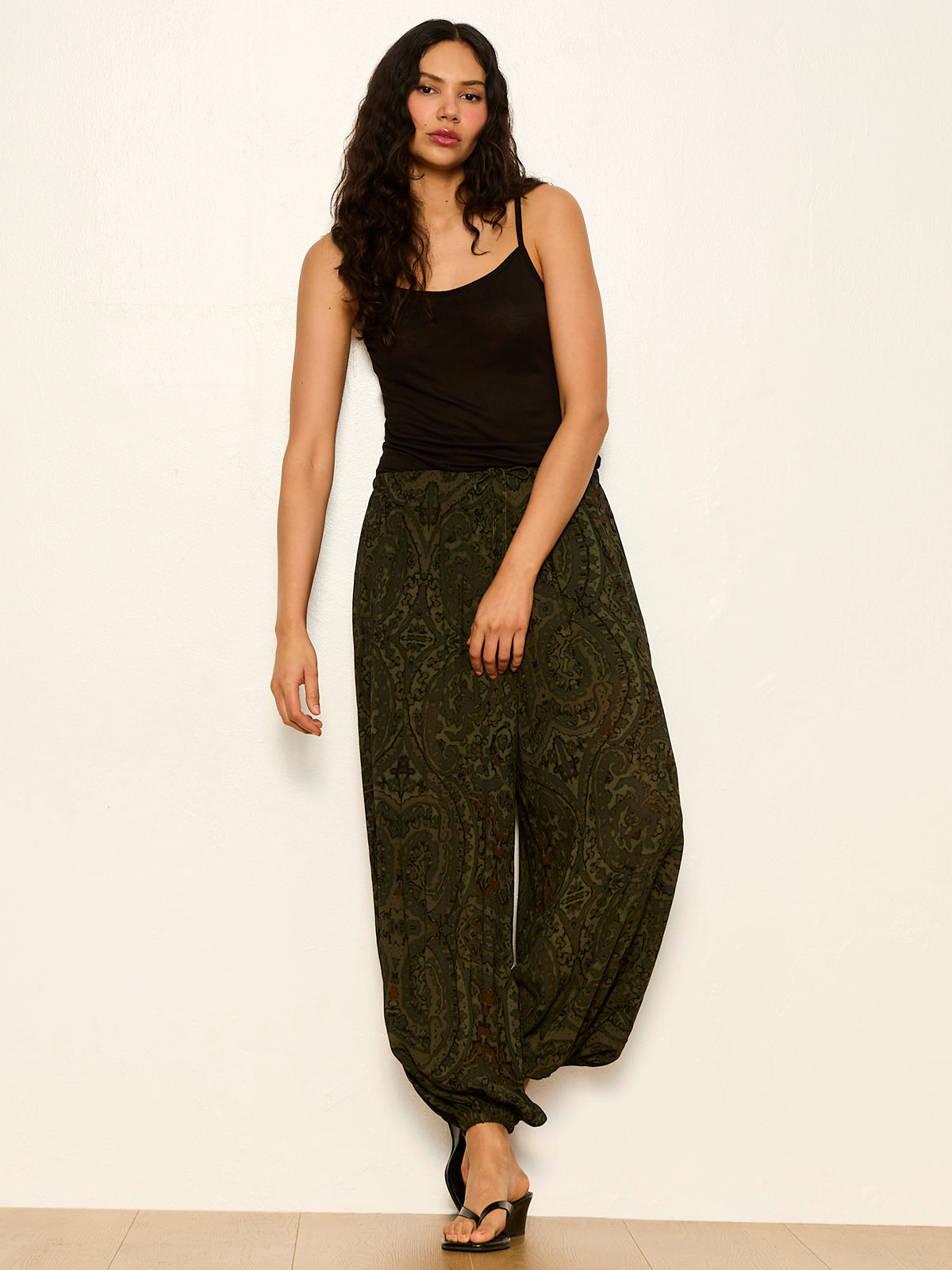THE MOMENT VOLUME PANT MIDNIGHT MOSS | Sanctuary Clothing
