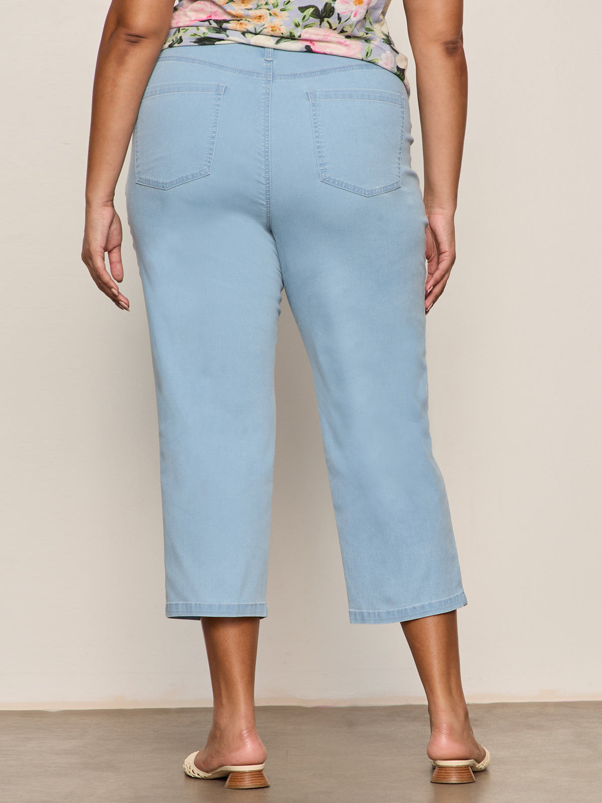 Retreat Crop Jean Skyline Extended Sizing | Sanctuary Clothing