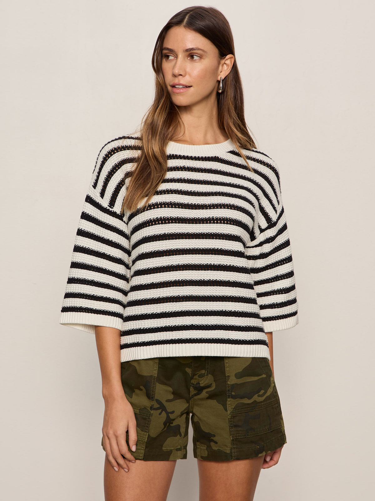 ELLE SWEATER TEE BLACK W/ CHALK | Sanctuary Clothing
