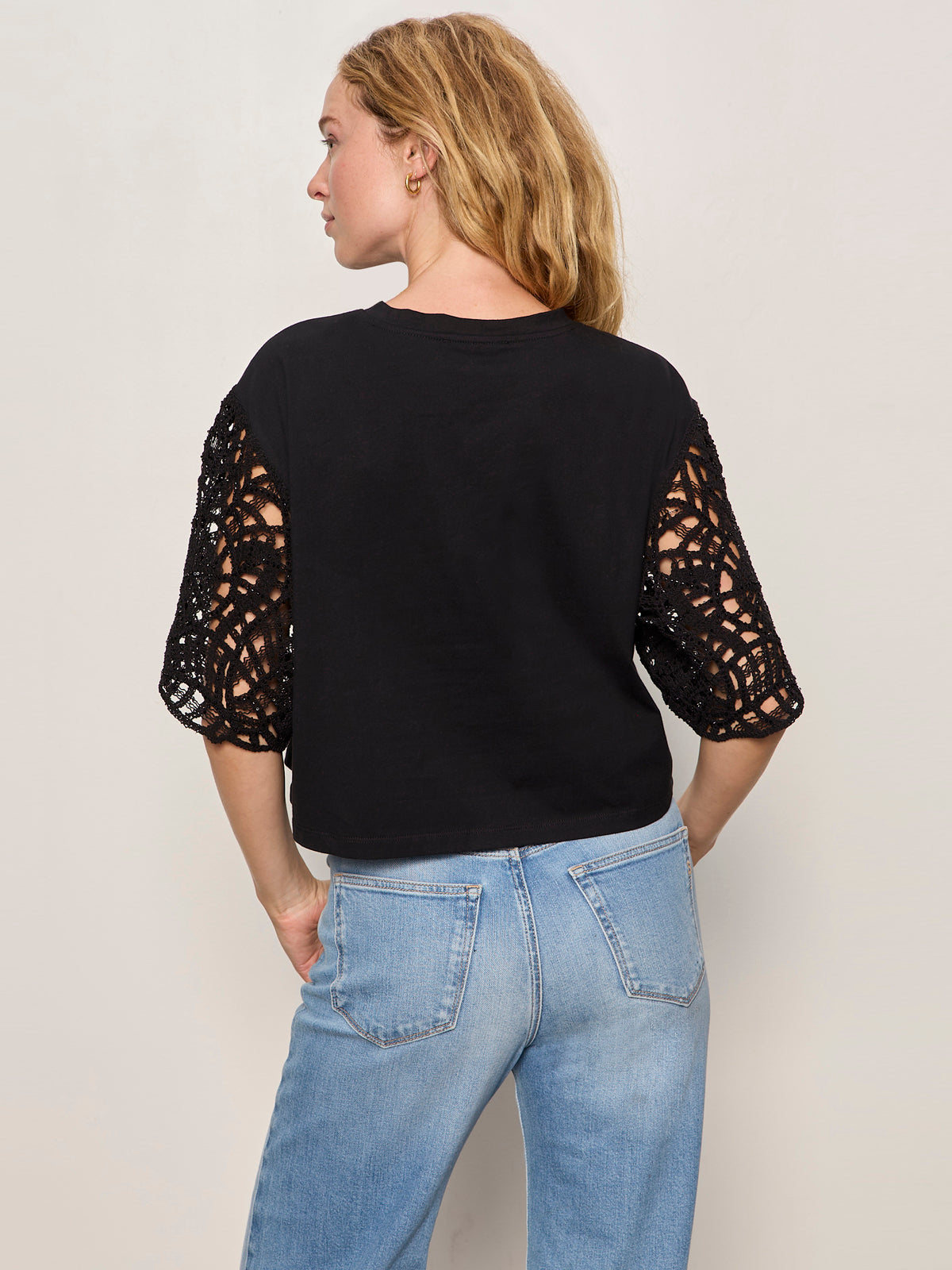 CROCHET SLEEVE BELLE TEE BLACK | Sanctuary Clothing