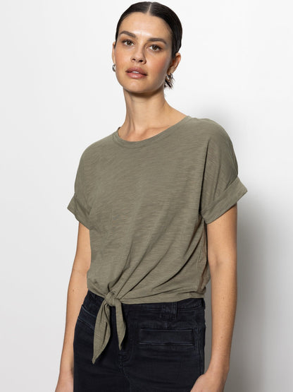 ALL DAY TIE TEE TRAIL GREEN | Sanctuary Clothing