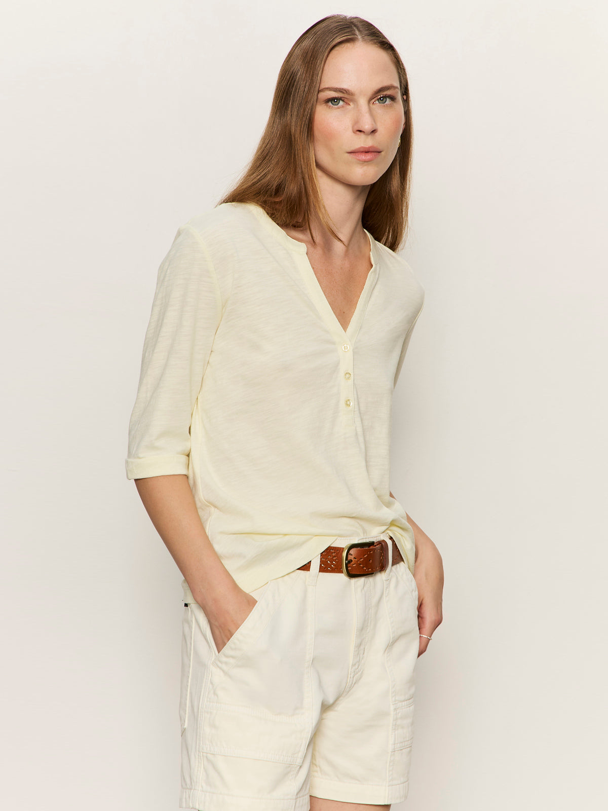 ROLLED SLEEVE TEE LEMON DROP | Sanctuary Clothing